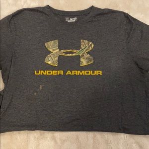 Under Armour TShirt